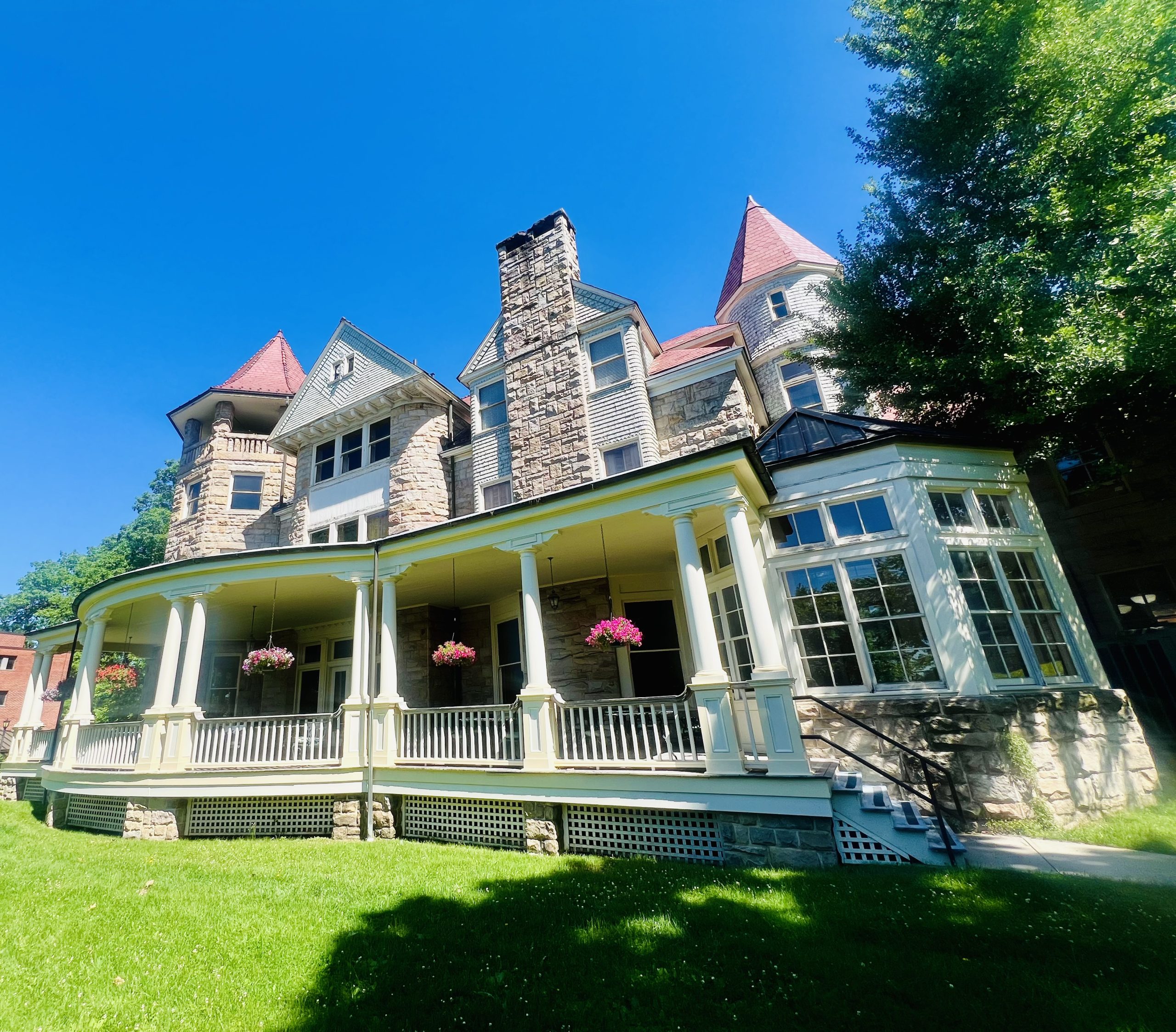 Graceland Inn, a historic landmark with stunning Victorian architecture.
